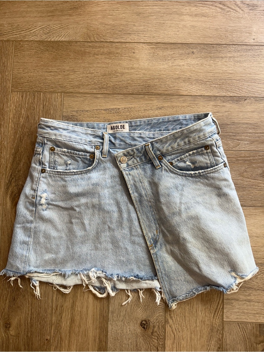Agolde Light Blue Denim Skirt with Contrast Stitching